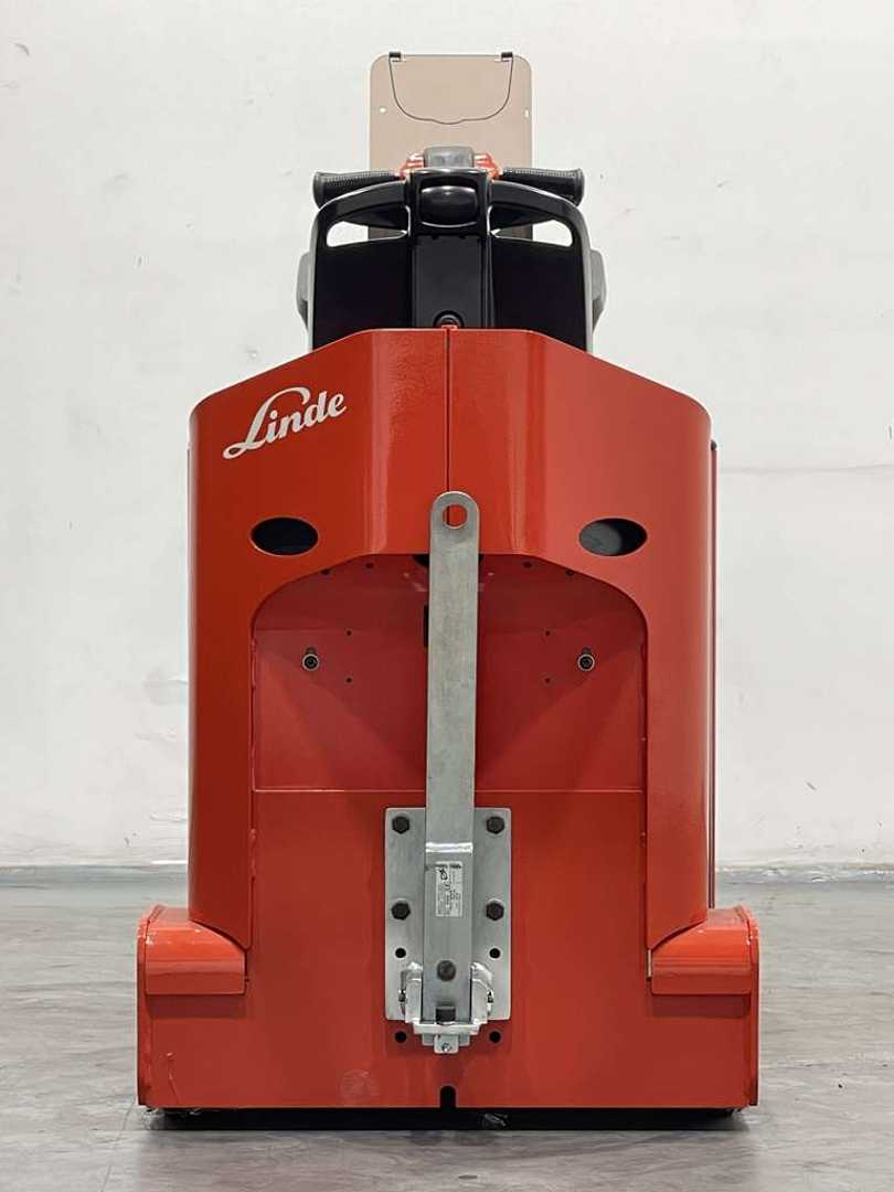 Used Forklift Linde P30C-1190 Vilcējs (Image 7) Used Forklift Linde P30C-1190 Vilcējs (Image 7)