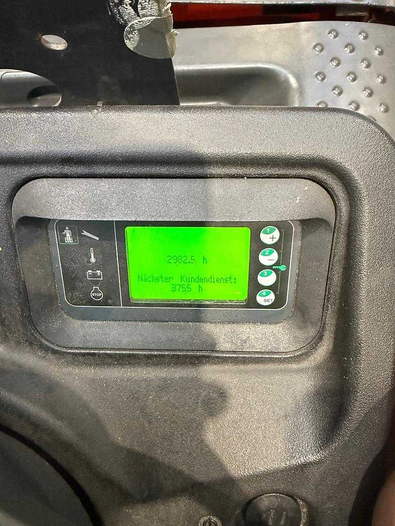 Used Forklift Linde P 30 C Vilcējs (Image 7)