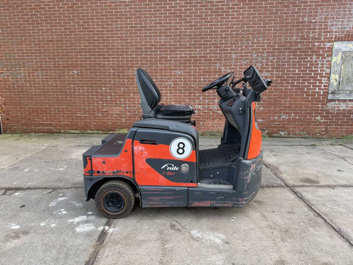 Used Forklift Linde P80 Vilcējs (Image 3) Used Forklift Linde P80 Vilcējs (Image 3)