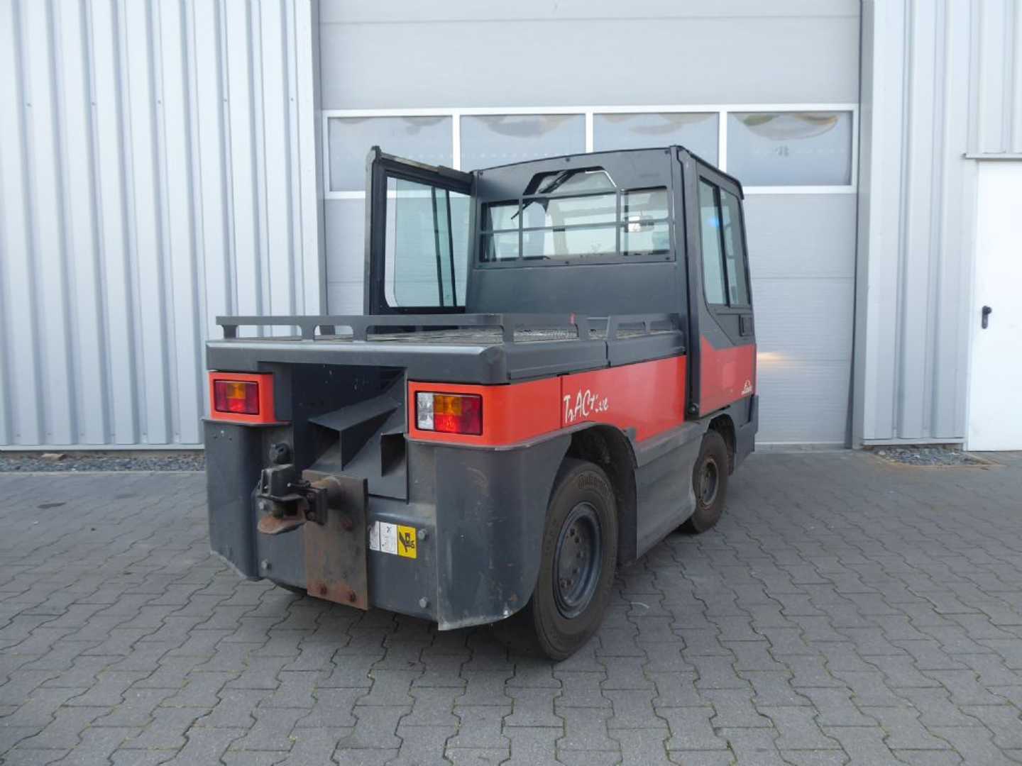 Used Forklift Linde P250SWB Vilcējs (Image 6) Used Forklift Linde P250SWB Vilcējs (Image 6)