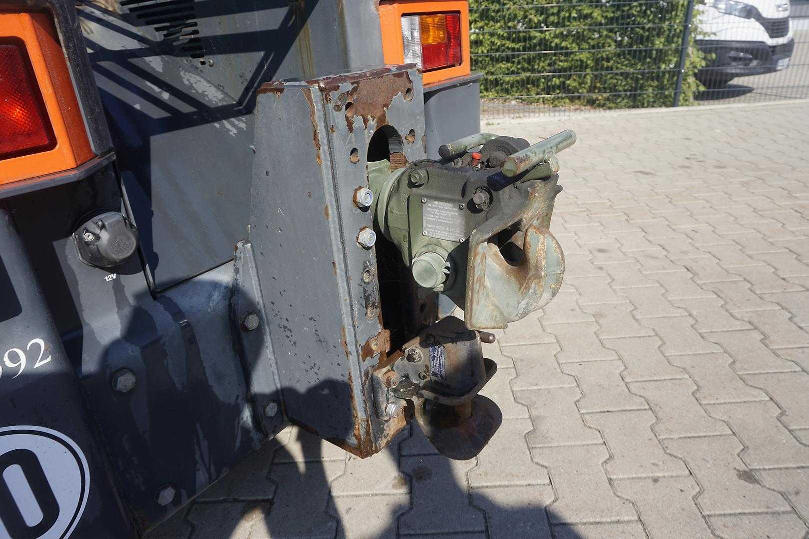 Used Forklift Linde P 250 - 2022er Batterie Vilcējs (Image 5) Used Forklift Linde P 250 - 2022er Batterie Vilcējs (Image 5)
