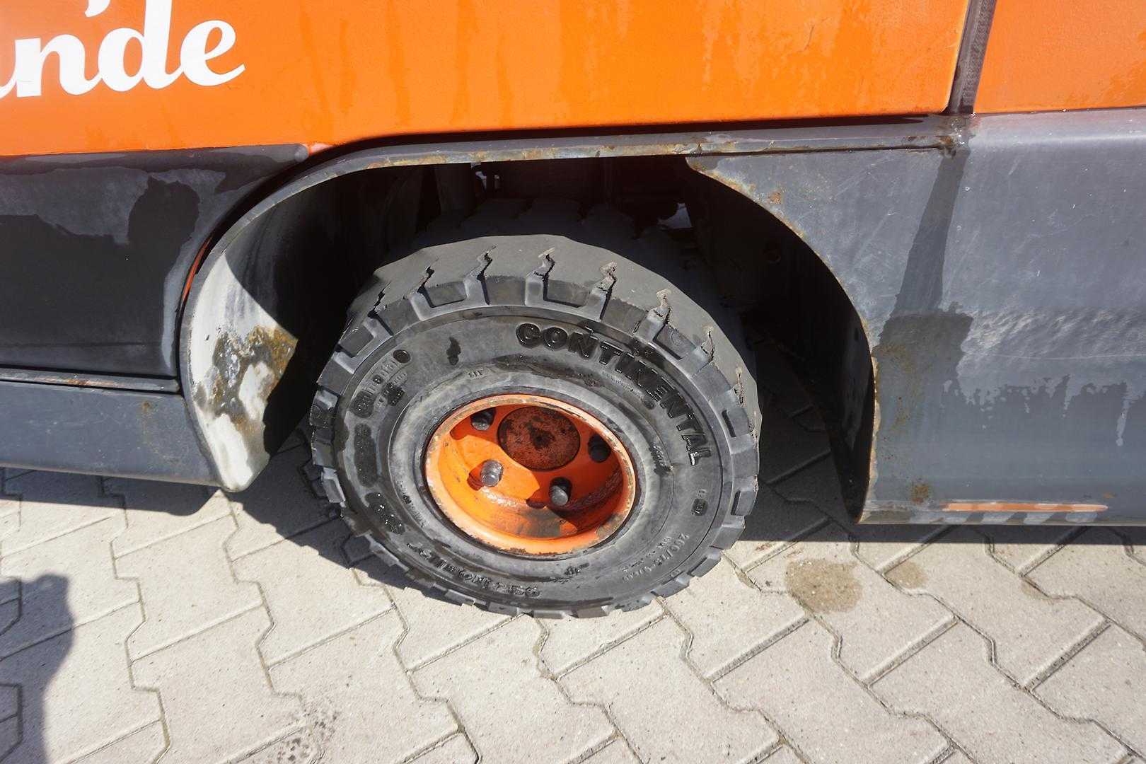 Used Forklift Linde P 250 - 2022er Batterie Vilcējs (Image 7) Used Forklift Linde P 250 - 2022er Batterie Vilcējs (Image 7)