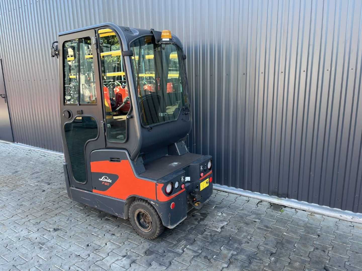 Used Forklift Linde P60 Vilcējs (Image 3) Used Forklift Linde P60 Vilcējs (Image 3)