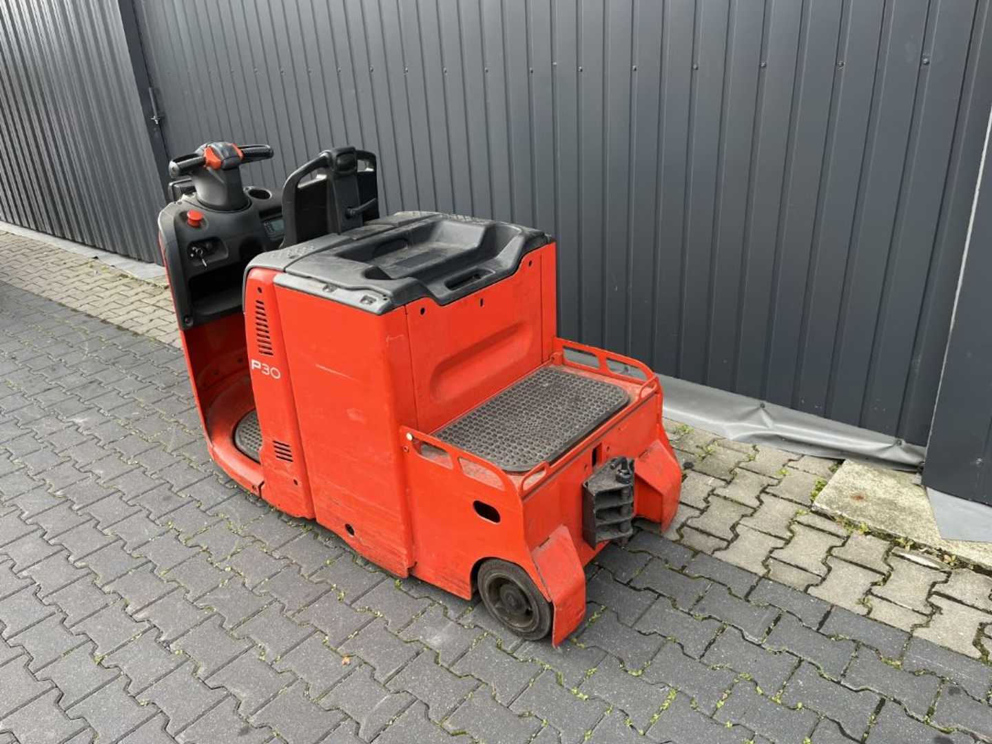 Used Forklift Linde P30C Vilcējs (Image 3) Used Forklift Linde P30C Vilcējs (Image 3)