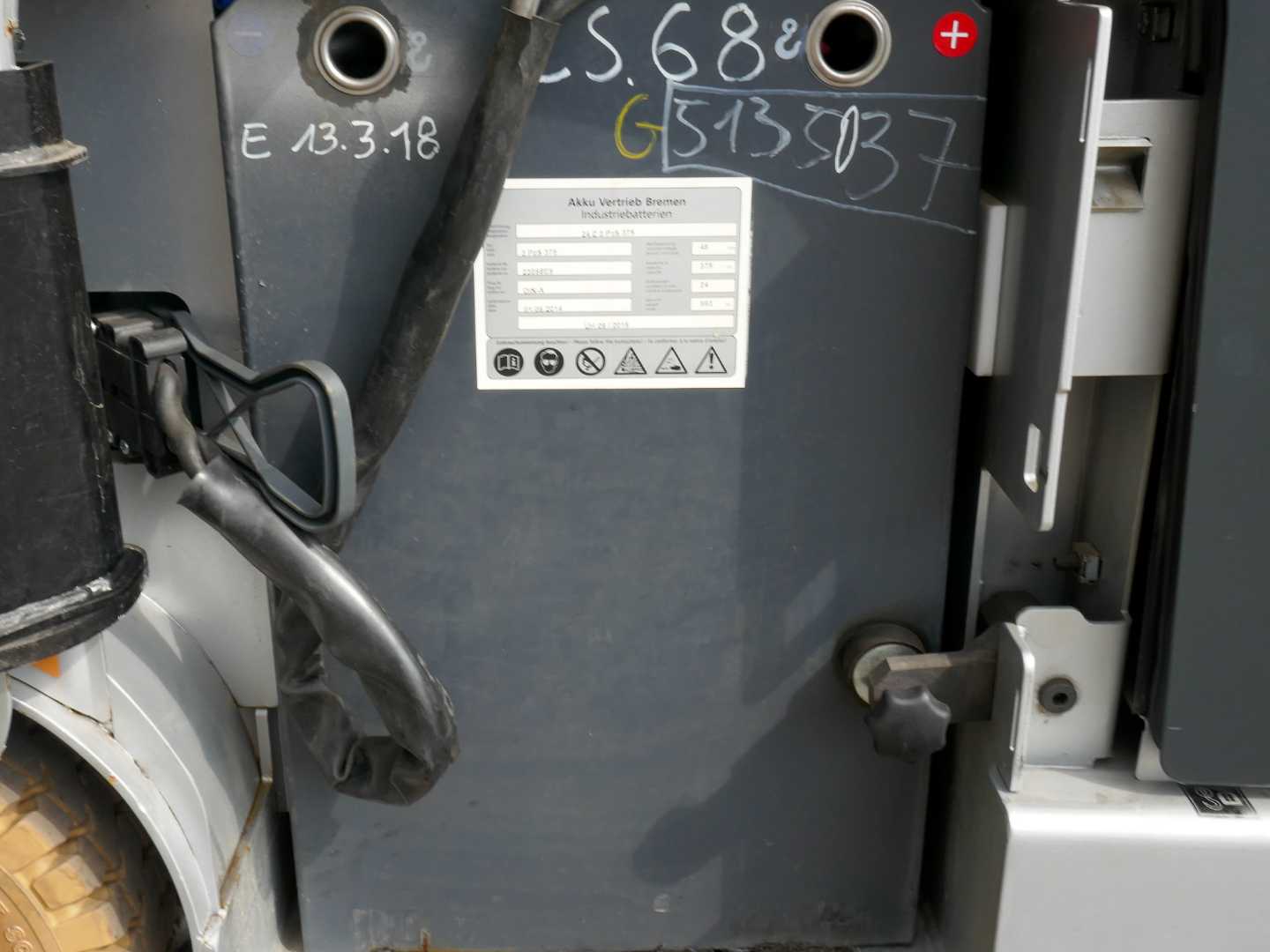 Used Forklift STILL LTX80 Vilcējs (Image 7) Used Forklift STILL LTX80 Vilcējs (Image 7)