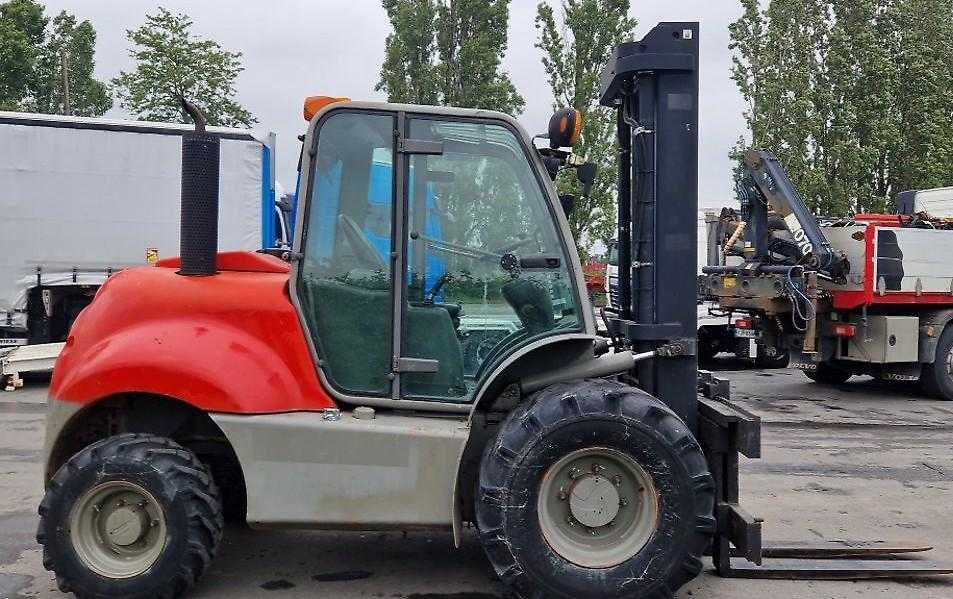 Used Forklift Ausa ch500 x4 Āra iekrāvējs (Image 5) Used Forklift Ausa ch500 x4 Āra iekrāvējs (Image 5)