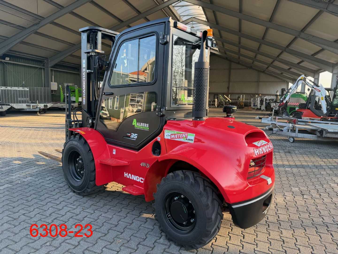 Used Forklift HC CPCD 35 XW-98C-RT 4 Āra iekrāvējs (Image 3) Used Forklift HC CPCD 35 XW-98C-RT 4 Āra iekrāvējs (Image 3)