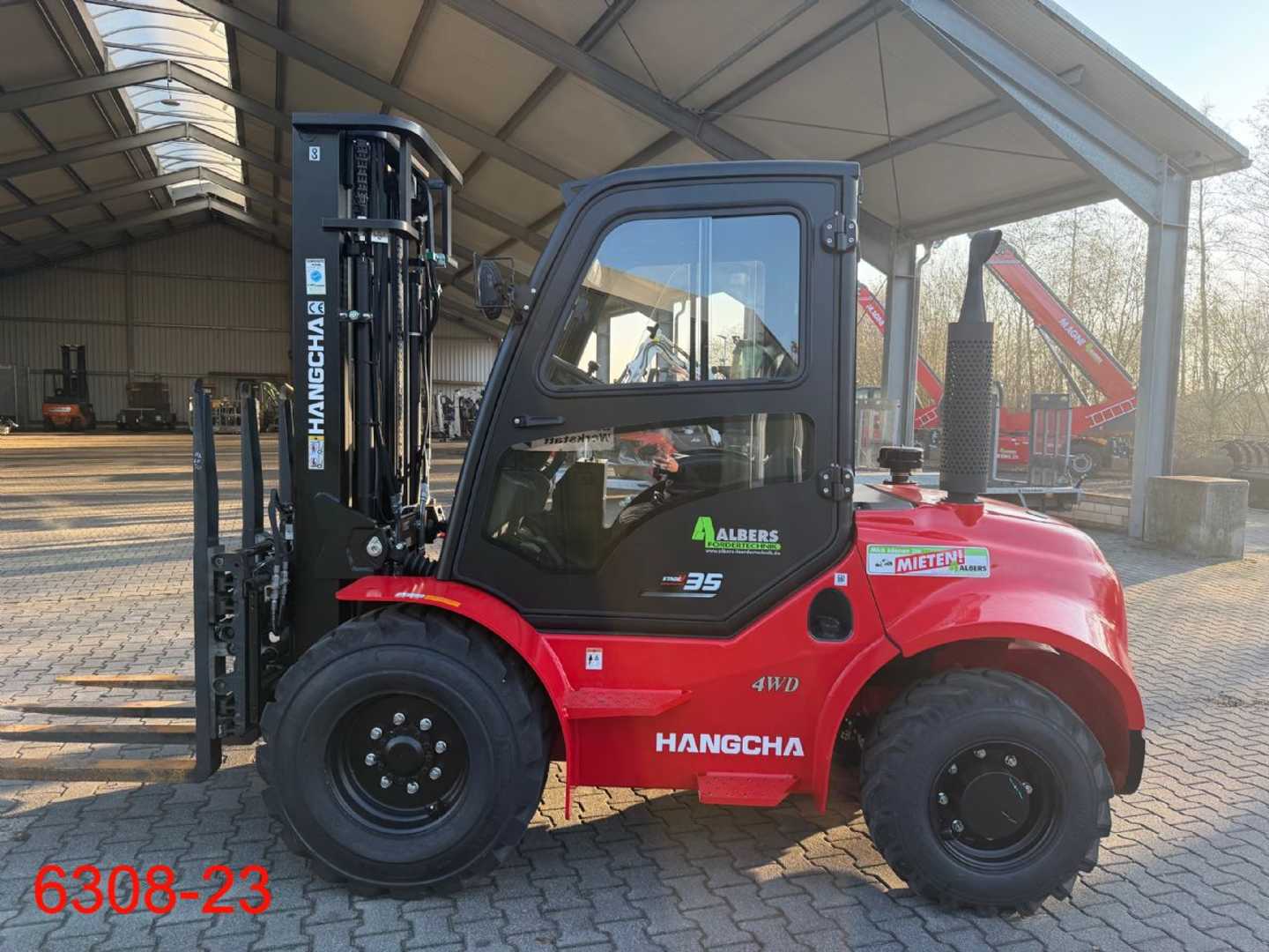 Used Forklift HC CPCD 35 XW-98C-RT 4 Āra iekrāvējs (Image 12) Used Forklift HC CPCD 35 XW-98C-RT 4 Āra iekrāvējs (Image 12)