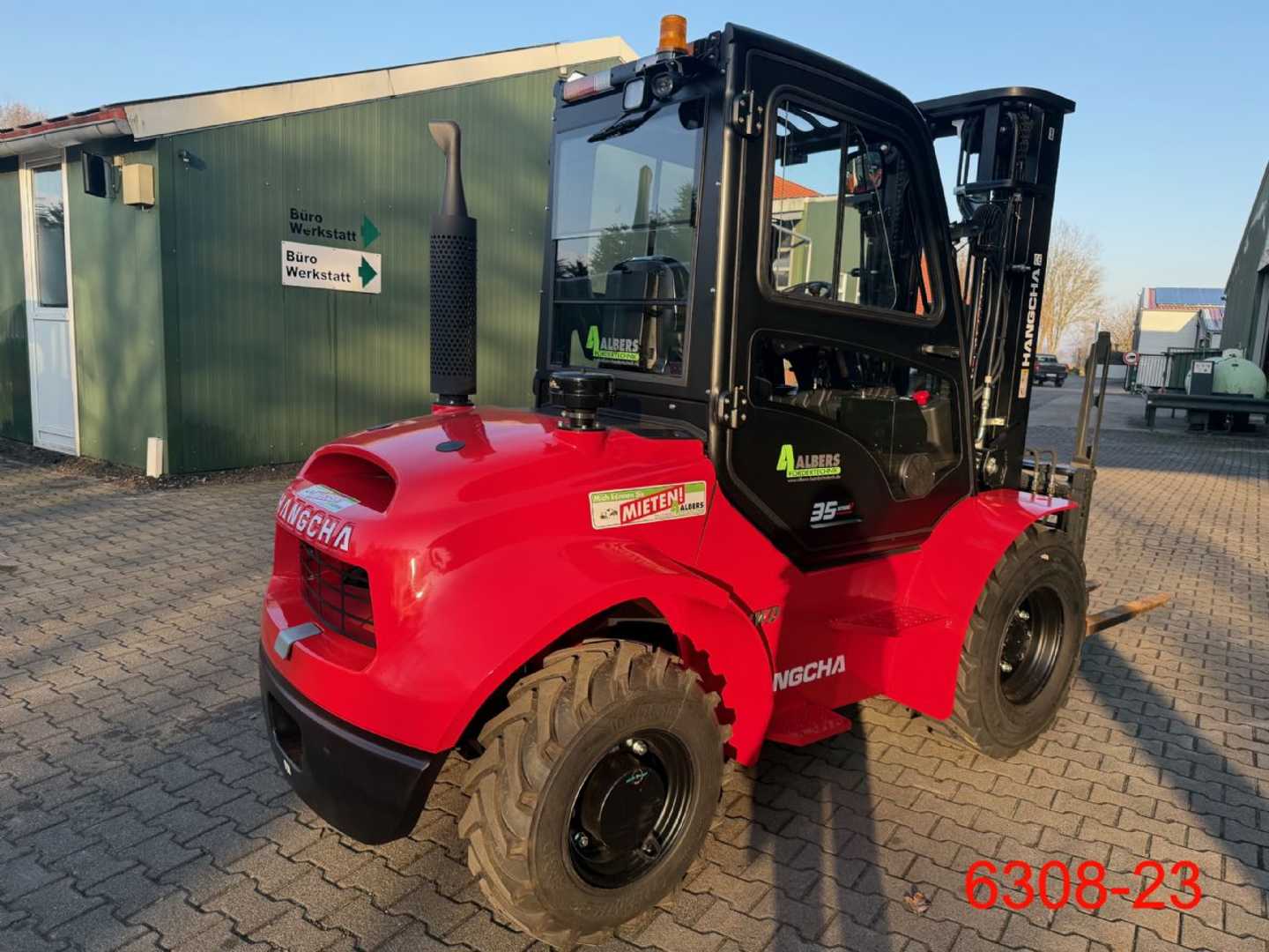 Used Forklift HC CPCD 35 XW-98C-RT 4 Āra iekrāvējs (Image 15) Used Forklift HC CPCD 35 XW-98C-RT 4 Āra iekrāvējs (Image 15)