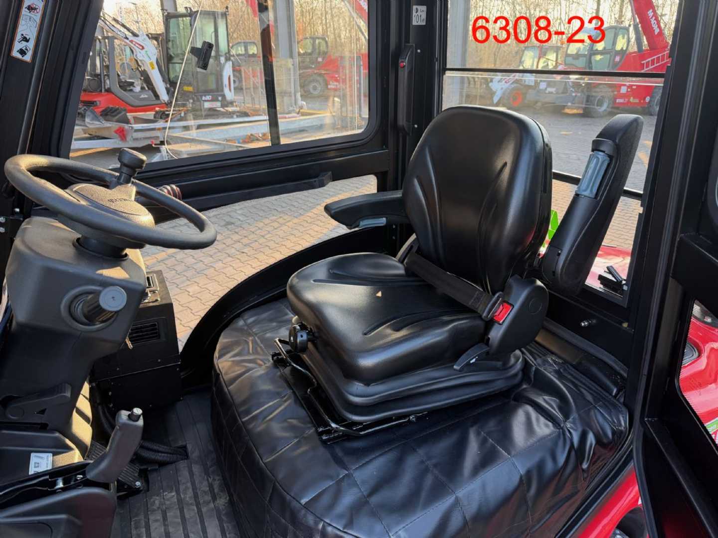 Used Forklift HC CPCD 35 XW-98C-RT 4 Āra iekrāvējs (Image 19) Used Forklift HC CPCD 35 XW-98C-RT 4 Āra iekrāvējs (Image 19)