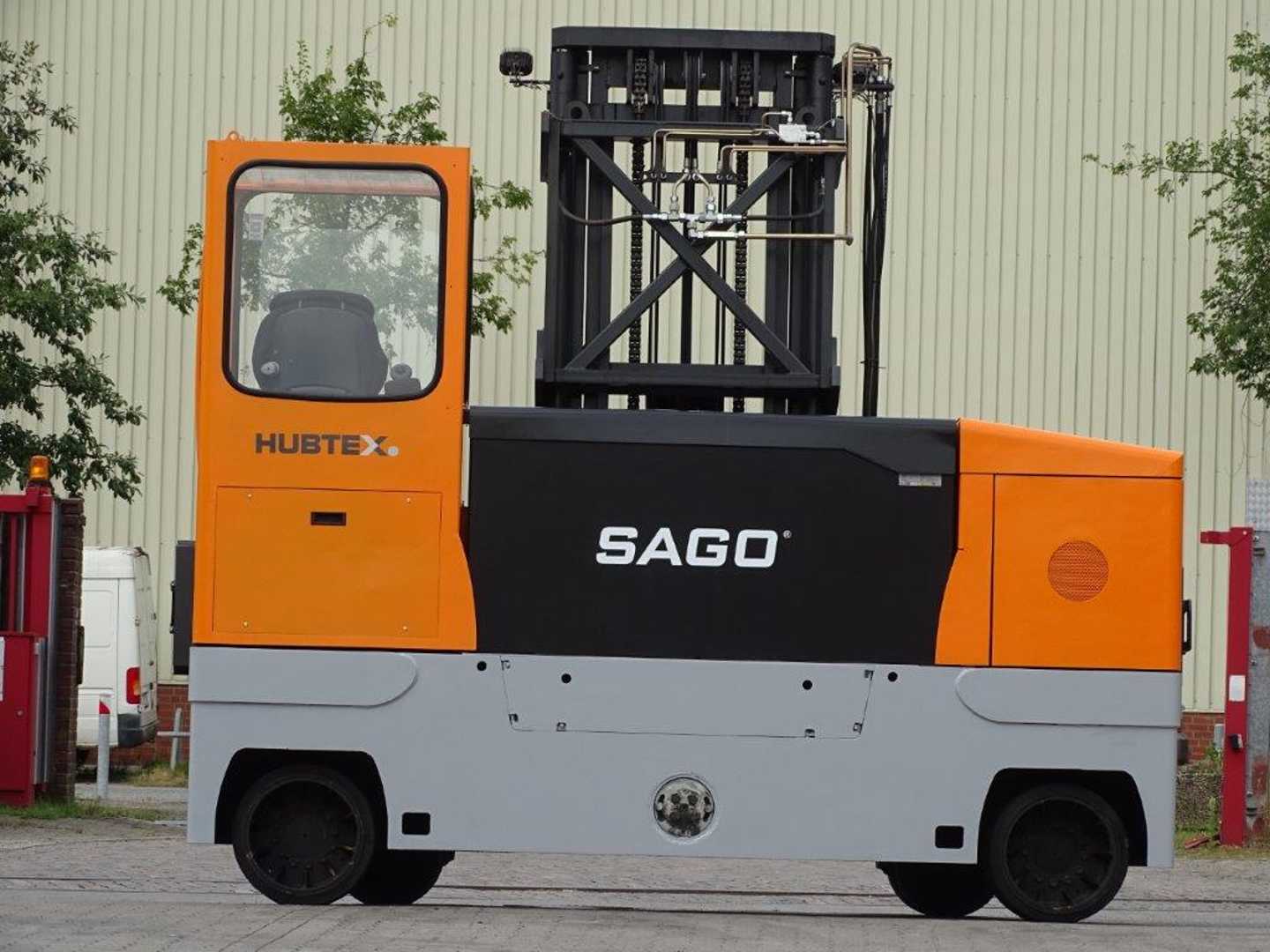 Used Forklift Hubtex MQ50 - TRIPLEX - Batterie 2025 Četrpusējais iekrāvējs (Image 3) Used Forklift Hubtex MQ50 - TRIPLEX - Batterie 2025 Četrpusējais iekrāvējs (Image 3)
