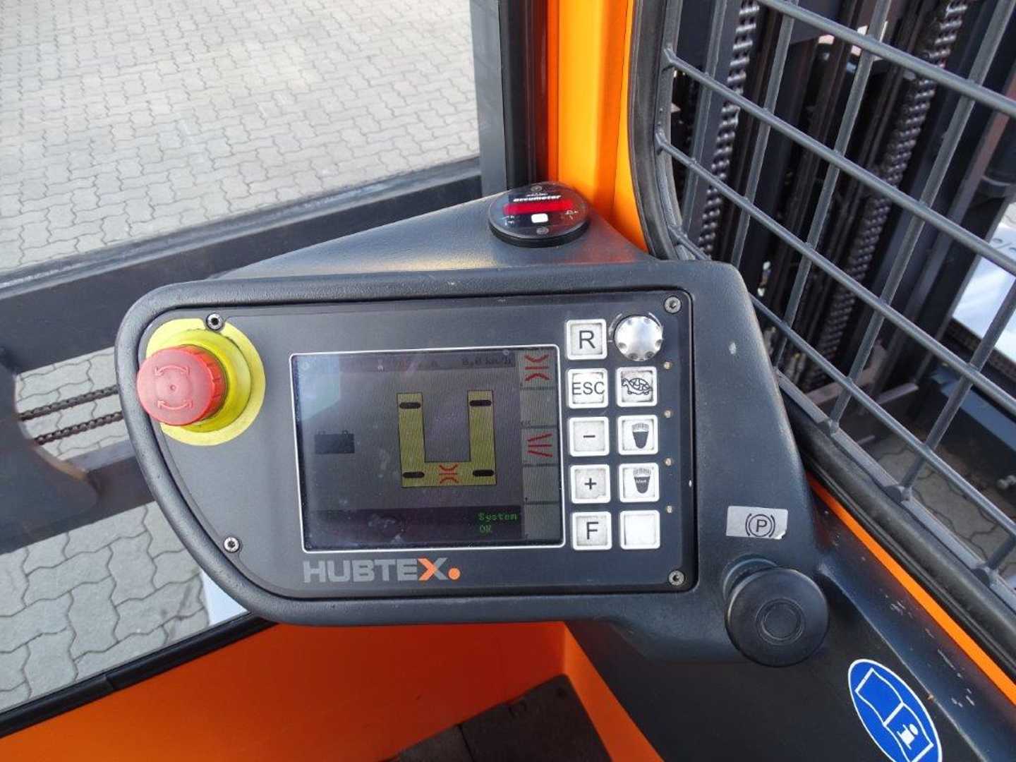 Used Forklift Hubtex MQ55 Četrpusējais iekrāvējs (Image 7) Used Forklift Hubtex MQ55 Četrpusējais iekrāvējs (Image 7)