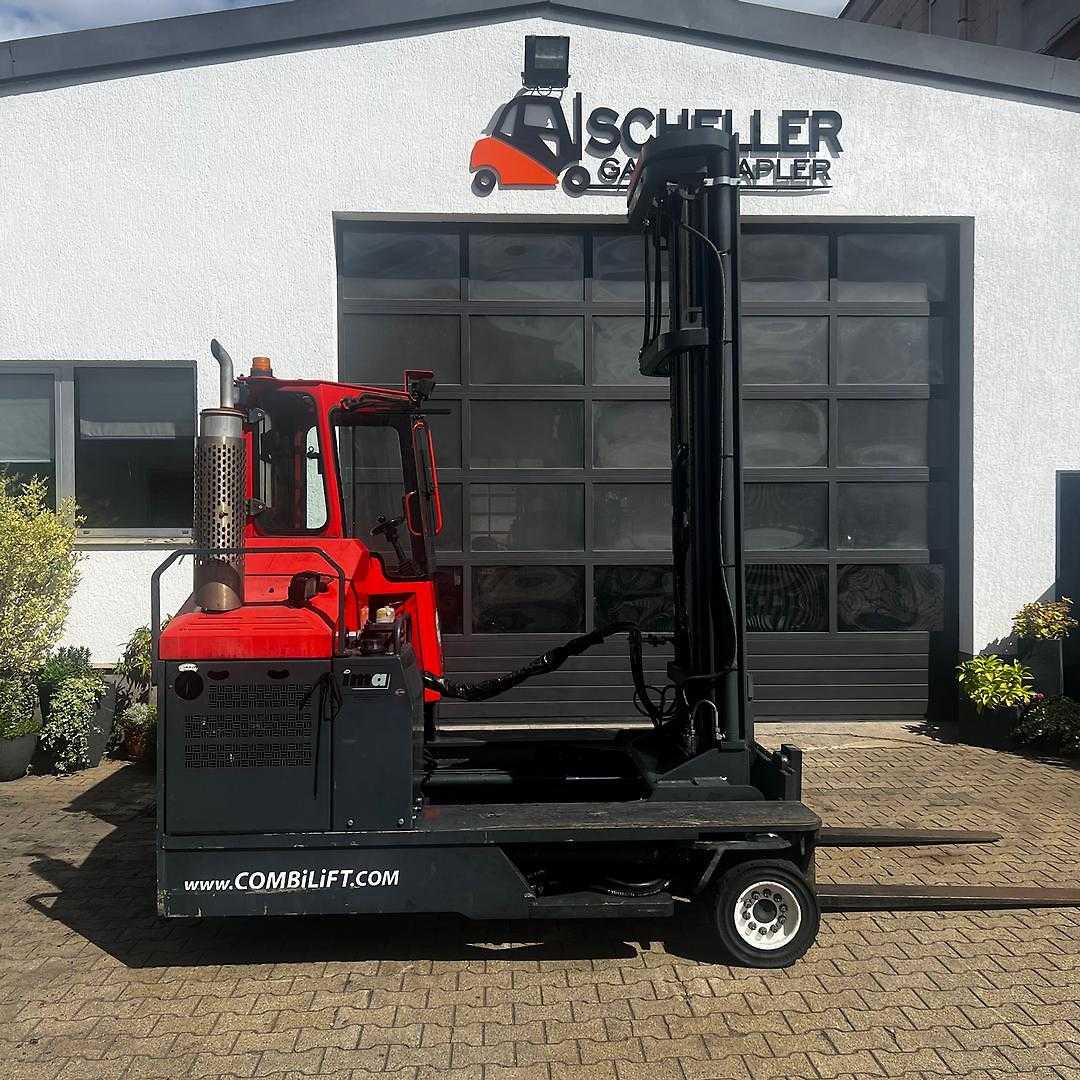 Used Forklift Combilift C5000 Četrpusējais iekrāvējs (Image 3) Used Forklift Combilift C5000 Četrpusējais iekrāvējs (Image 3)