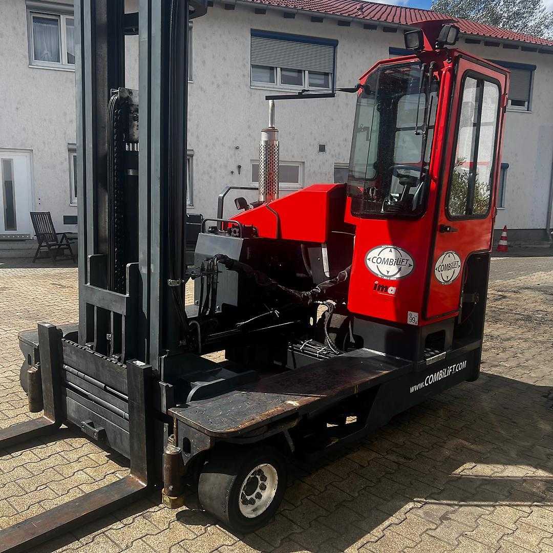 Used Forklift Combilift C5000 Četrpusējais iekrāvējs (Image 5) Used Forklift Combilift C5000 Četrpusējais iekrāvējs (Image 5)