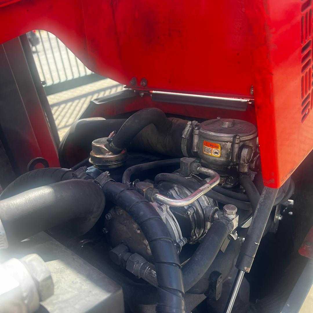 Used Forklift Combilift C5000 Četrpusējais iekrāvējs (Image 8) Used Forklift Combilift C5000 Četrpusējais iekrāvējs (Image 8)
