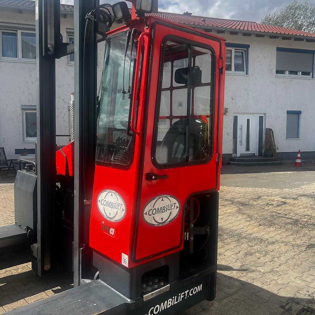 Used Forklift Combilift C5000 Četrpusējais iekrāvējs (Image 10) Used Forklift Combilift C5000 Četrpusējais iekrāvējs (Image 10)