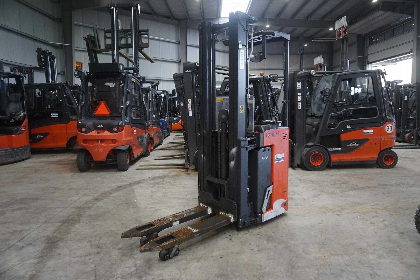 Muletto usato ACTIL L 1350 - 5,5m Triplex - 1.699 Stunden ELEKTRO HOCHHUBWAGENFAHRERSTAND (13030874)