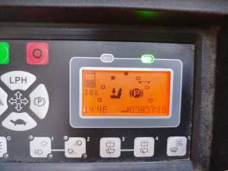 Muletto usato BT C3E160 ELEKTRO DREIRADFRONTSTAPLER (13068550)