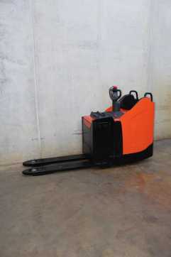 Muletto usato BT LPE200 ELEKTRO NIEDERHUBWAGENSEMIELEKTRISCH (13065182)