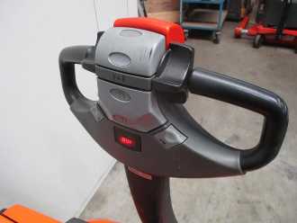 Muletto usato BT LWE160 ELEKTRO NIEDERHUBWAGENDEICHSEL (13071618)