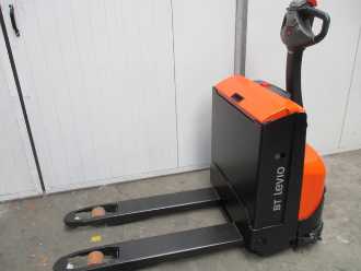 Muletto usato BT LWE160 ELEKTRO NIEDERHUBWAGENDEICHSEL (13071626)