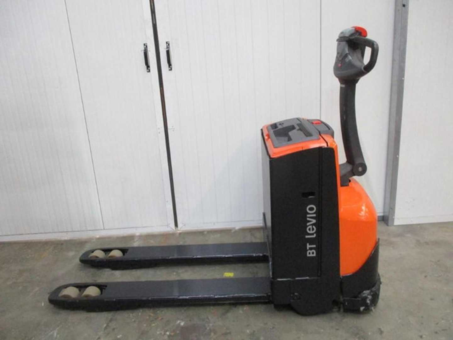 Muletto usato BT LWE160 ELEKTRO NIEDERHUBWAGENDEICHSEL (13073782)