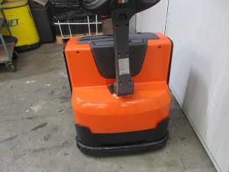Muletto usato BT LWE160 ELEKTRO NIEDERHUBWAGENDEICHSEL (13073782)
