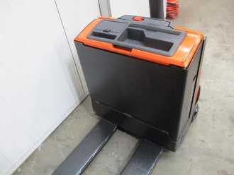 Muletto usato BT LWE160 ELEKTRO NIEDERHUBWAGENDEICHSEL (13073783)