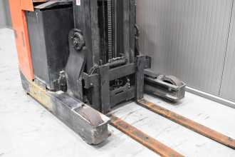 Muletto usato BT RRE 160 /58259/ ELEKTRO SCHUBMASTSTAPLER (13066447)