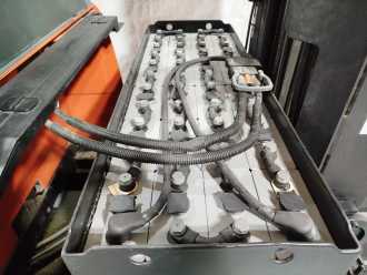 Muletto usato BT RRE180E ELEKTRO SCHUBMASTSTAPLER (13000740)