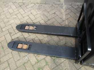 Muletto usato BT SWE 080L ELEKTRO HOCHHUBWAGENDEICHSEL (13071580)