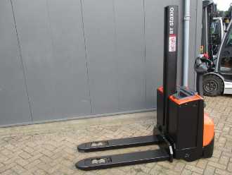 Muletto usato BT SWE 080L ELEKTRO HOCHHUBWAGENDEICHSEL (13071586)