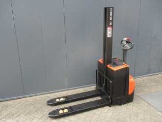 Muletto usato BT SWE 080L ELEKTRO HOCHHUBWAGENDEICHSEL (13071587)