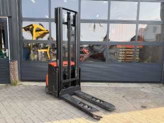 Muletto usato BT SWE 120L ELEKTRO HOCHHUBWAGENDEICHSEL (13059461) backdrop