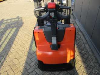 Muletto usato BT SWE120 ELEKTRO HOCHHUBWAGENFAHRERSTAND (13053809)