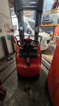 Muletto usato BT SWE140l ELEKTRO HOCHHUBWAGENDEICHSEL (13068620)