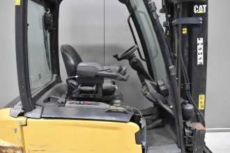 Muletto usato CATERPILLAR EP 20 AN /55751/ ELEKTRO VIERRADFRONTSTAPLER (13071837)