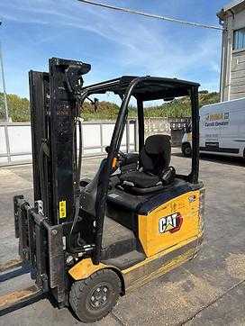 Muletto usato CATERPILLAR EP16ANT ELEKTRO VIERRADFRONTSTAPLER (13069680)
