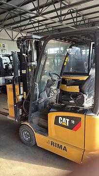 Muletto usato CATERPILLAR EP18ACNT ELEKTRO DREIRADFRONTSTAPLER (13060344)