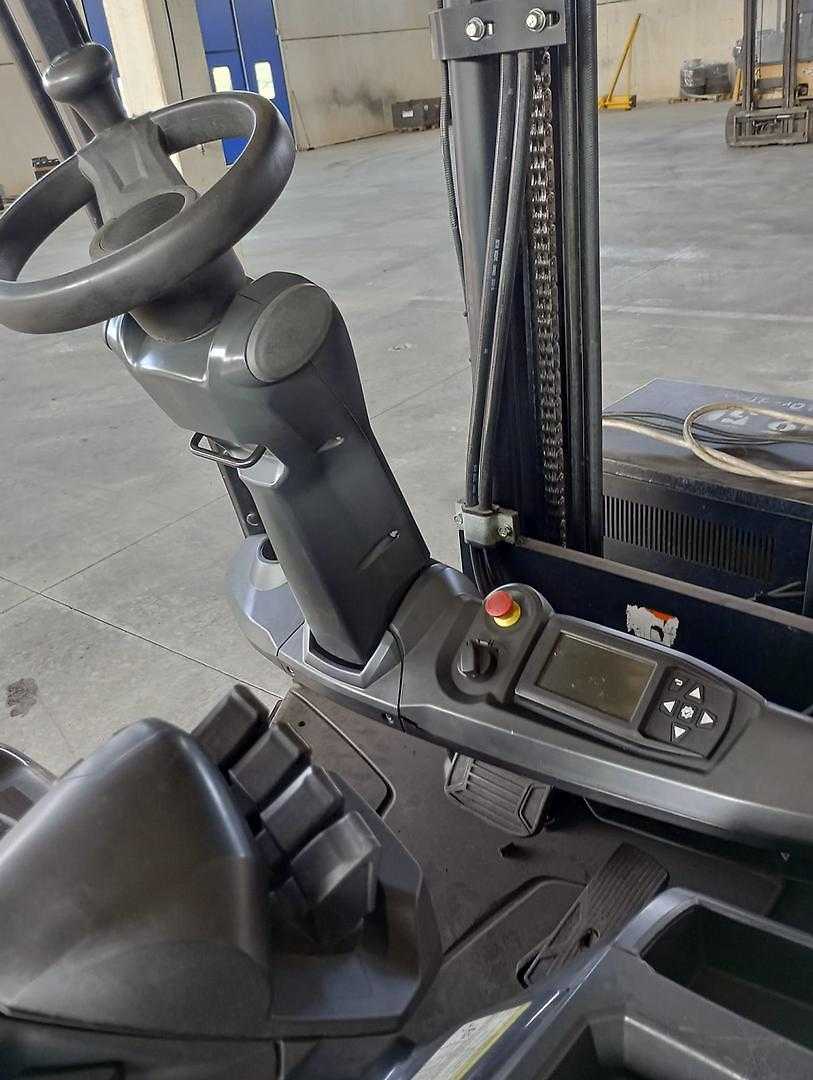 Muletto usato CATERPILLAR EP25CN ELEKTRO VIERRADFRONTSTAPLER (12977172)