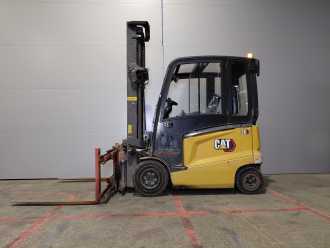 Muletto usato CATERPILLAR EP30CN ELEKTRO VIERRADFRONTSTAPLER (13037349)