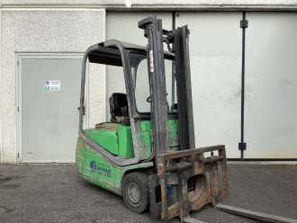 Muletto usato CESAB BLITZ 312 ELEKTRO DREIRADFRONTSTAPLER (13069918) backdrop