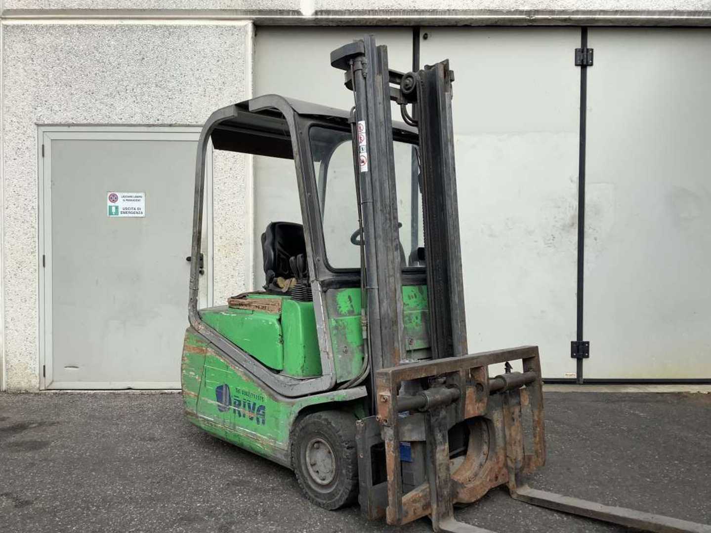 Muletto usato CESAB BLITZ 312 ELEKTRO DREIRADFRONTSTAPLER (13069918)