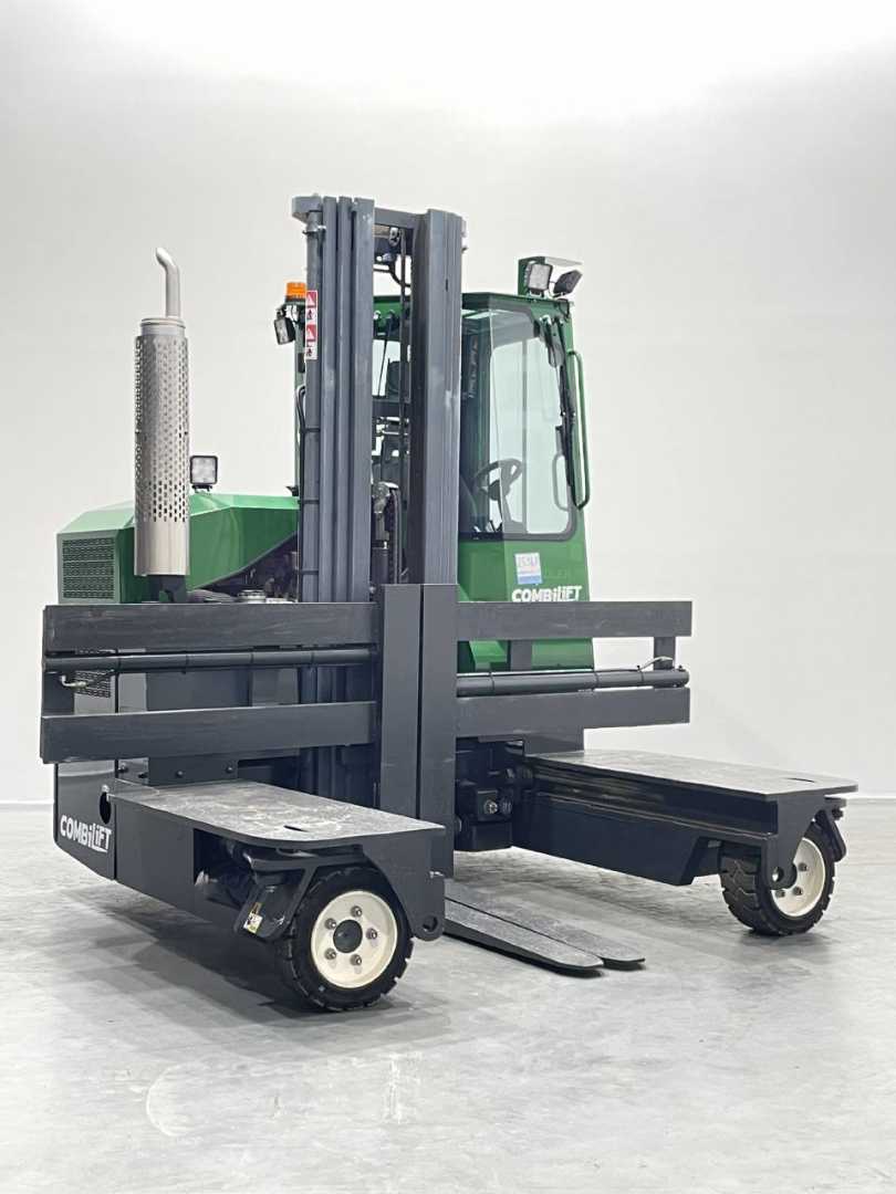 Muletto usato COMBILIFT C3000 DIESEL VIERRADFRONTSTAPLER (13076282)