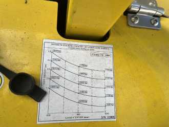 Muletto usato COMBILIFT CB3000 GAS SEITENSTAPLER (13026186)