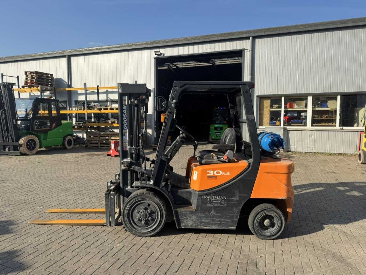 Muletto usato DOOSAN G30GP GAS VIERRADFRONTSTAPLER (13060247)