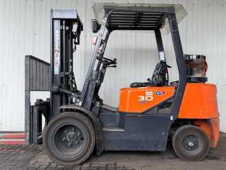 Muletto usato DOOSAN G30GX GAS VIERRADFRONTSTAPLER (13046338)