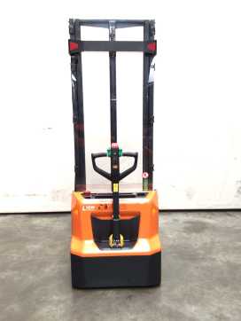 Muletto usato DOOSAN LSM12N-7 ELEKTRO HOCHHUBWAGENDEICHSEL (13027547)