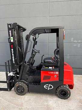 Muletto usato EP CPD18FVL Lithium Ionen ELEKTRO VIERRADFRONTSTAPLER (13034762)