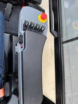 Muletto usato EP EFL203P Lithium Ionen ELEKTRO VIERRADFRONTSTAPLER (13034765)